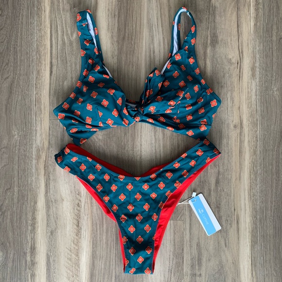 Cupshe Other - Cupshe Reversible Bikini